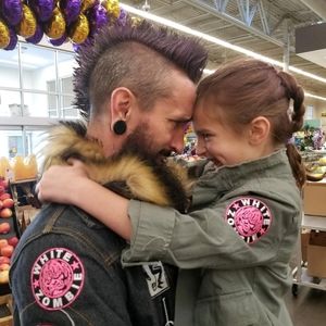 Meet your Posher, Nik